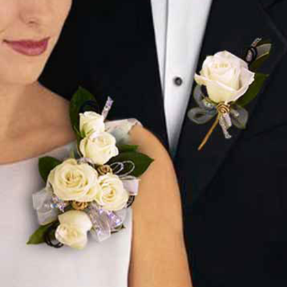 Corsage/Boutonniere Set